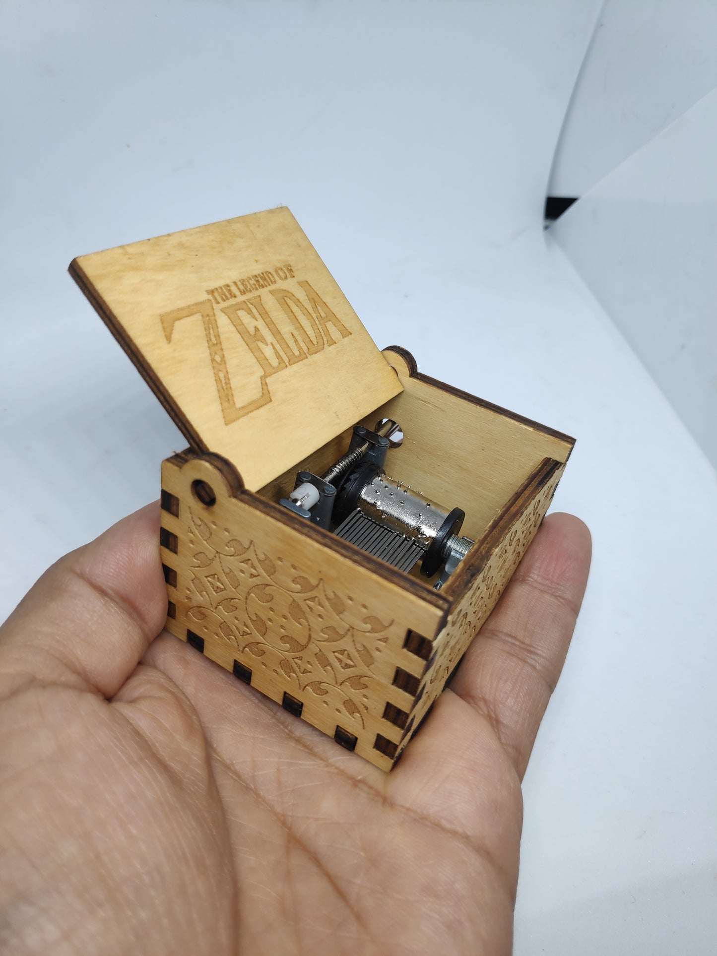 Caja musical de madera serie la Dragon Ball Z